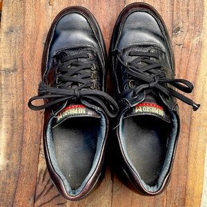 Mephisto walking shoes US size 11, Black